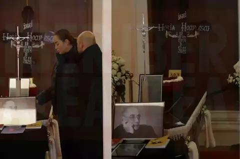 Primele imagini de la priveghiul lui Horia Moculescu. Cum a fost surprinsă Nidia, fiica lui și a Marianei Moculescu, la căpătâiul tatălui său, și ce artiști au venit