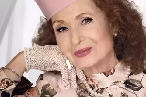 Cum reacționează fanii Angelei Similea când o întâlnesc pe stradă: ”Am avut în fiecare etapă a vârstei foarte mult noroc. Am primit mereu dovezi de dragoste din partea publicului”