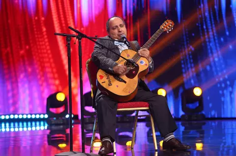 Câți bani cere Gigel Frone în prezent, la 13 ani de când a apărut la Românii au Talent: "Nu mai cânt pe bani puțini"/ Locuiește de 7 ani la hotel
