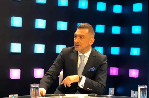 Ilie Dumitrescu a fost atacat de interlopi în centrul Capitalei, în urmă cu 18 ani. Un polițist a povestit totul: "Cu cuțitul și pistolul la gât. Noi am fost martori în dosar"