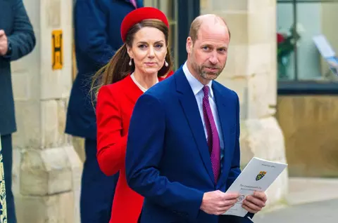 Kate Middleton și Prințul William, prima reacție în scandalul Epstein: "Profund îngrijorați. Gândurile lor rămân îndreptate către victime" / Epstein a dus o tânără româncă la o "cină privată" cu Prințul Andrew