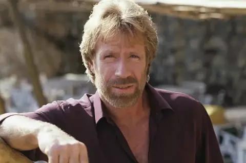 Actorul Chuck Norris a murit la 86 de ani. S-a stins din viață într-un spital din Hawaii: „Inimile noastre sunt frânte”