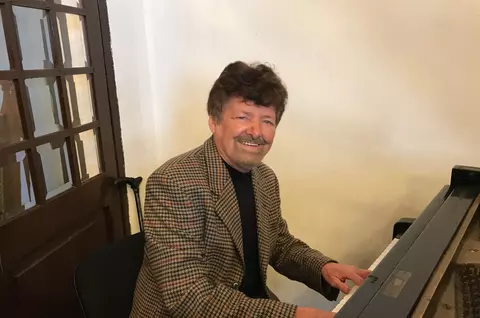 Trupul neînsuflețit al maestrului Jolt Kerestely va fi depus miercuri în foaierul Teatrului de Revistă Constantin Tănase. Marcel Pavel: "Lasă în urma sa o liniște apăsătoare"