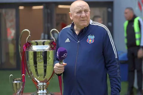 Adrian Bumbescu a ajuns de urgenţă în spital, după ce i s-a făcut rău pe stadionul Ghencea. În ce stare este acum legenda Stelei