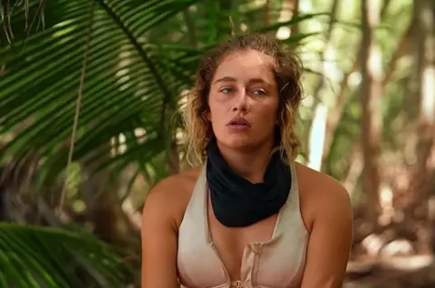 Bianca Stoica, transformare totală după Survivor. Cum s-a filmat în salonul de înfrumusețare: „Te prinde perfect!”