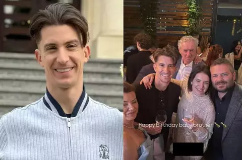 Rareș Cojoc, în ipostaze tandre alături de o tânără misterioasă în club, de ziua lui, la 37 de ani. Dansatorul le-a prezentat-o părinților pe noua sa cucerire și i-a oferit flori la plecare