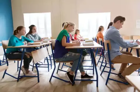 Rezultatele finale la Evaluarea Națională 2026 au fost publicate. Câte note au fost modificate după contestații