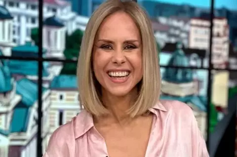 Mihaela Bilic susține că există o metodă de a slăbi "peste noapte": "Nu vreau să vă necăjiți că a venit vara și v-a găsit cu mai multe kilograme decât vă doreați!"