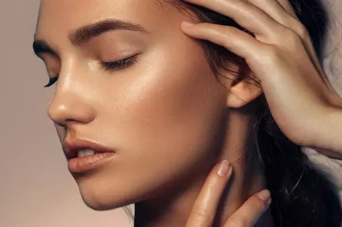 Ce înseamnă Cloud Skin și Barely-There Skin, noile trenduri în frumusețe și îngrijirea pielii
