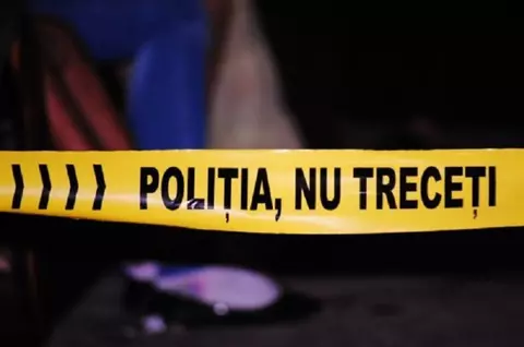 Un bărbat de 54 de ani, găsit mort în mașină, în parcarea "Beach, Please!", la Costinești. Venise la festival împreună cu fiul său minor: "Personalul medical a intervenit de urgență"