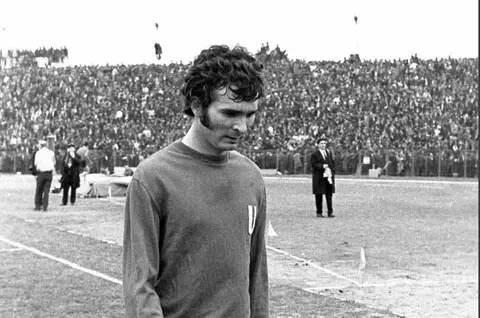 A murit Dumitru „Mitică” Marcu, fost jucător la Steaua și Universitatea Craiova: „A fost cea mai bună extremă stânga din fotbalul românesc”/ Avea 76 de ani