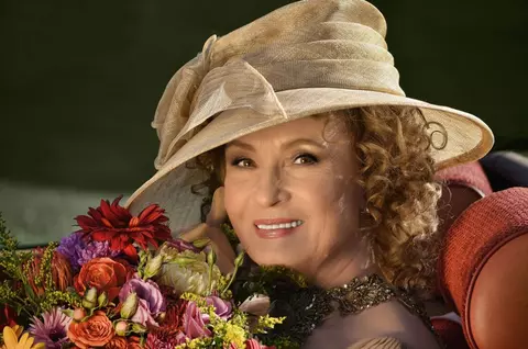 Angela Similea, la fel de cochetă și elegantă ca în tinerețe și la 80 de ani! Imaginea care i-a cucerit pe fanii artistei