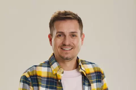 George Tănase, surprins de paparazzi alături de noua iubită la o lună de când a anunțat divorțul! Cum s-au afișat împreună cei doi îndrăgostiți