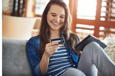 Top 5 lucruri de verificat înainte să iei un credit de nevoi personale