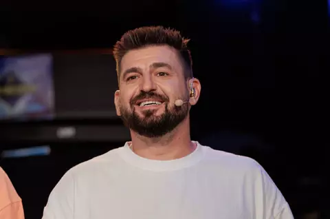 Radu Ciucă, declarații rare despre părinți: "Relația s-a schimbat în timp și s-a schimbat în bine, mai ales în ultimii ani. Și mă bucur enorm pentru asta" / EXCLUSIV