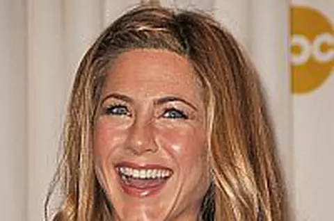 Jennifer Aniston, asaltata de paparazzi