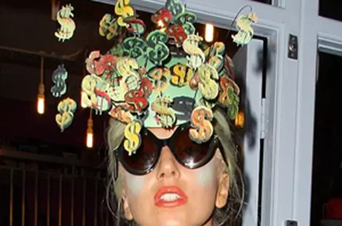 Lady Gaga - Aparitie de senzatie la Londra