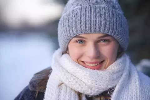 Ten uscat în sezonul rece: Sfaturi pentru o piele protejată și hidratare intensă 