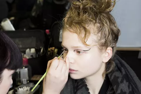 Pensulele de machiaj: semne ca ai nevoie de unele noi!