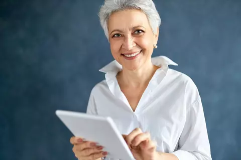 (P) Cum se desfășoară procedura de implant Fast and Fixed?