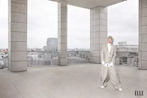 ELLE FASHION: FAST FORWARD