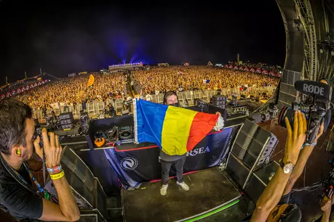 Cei mai listați artiști din lume vin în această vară la festivalurile Neversea și UNTOLD