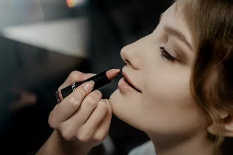 Oferte mari pe Notino.ro la cosmetice de brand pentru frumusețe, indiferent de vârstă!