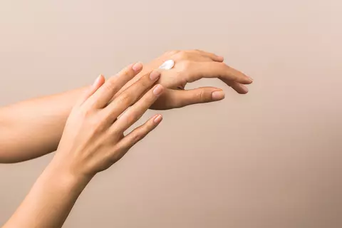 3 creme de mâini hidratante de la my Geisha pentru sezonul rece