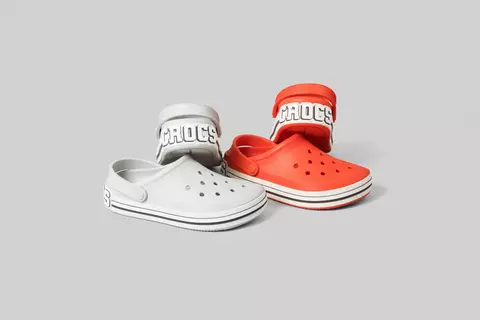 Crocs Off Court – confort maxim cu stil desăvârșit