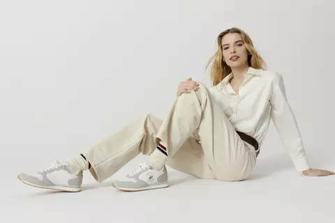 Tendințele pentru vara 2024: Iată cei mai la modă adidași casual pentru femei