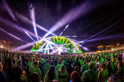 Peste 278.000 de fani s-au bucurat de ediția a șasea a celui mai mare festival de pe o plajă din Europa