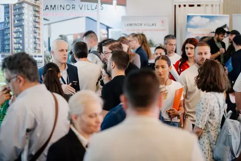 Case de la 9.900 euro și un premiu de 10.000 euro la cel mai mare eveniment imobiliar din România. Se organizează la Palatul Parlamentului