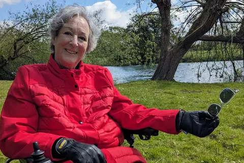 O mamă pe moarte a recunoscut că și-a ucis fiul bolnav în stadiu terminal cu morfină. "M-a întrebat dacă îi pot alina durerea"