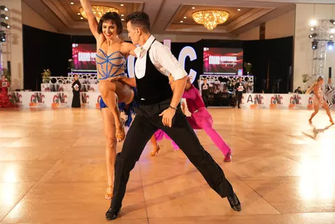 Dansul ca mod de viață: Povestea unui cuplu de succes, Bianca și Dan, în Statele Unite