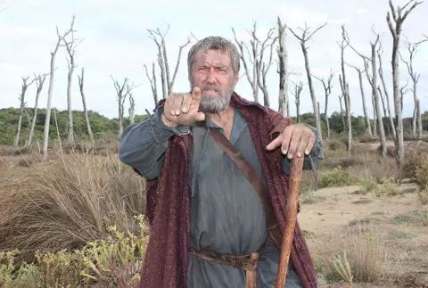 mike-mitchell-a-murit-2