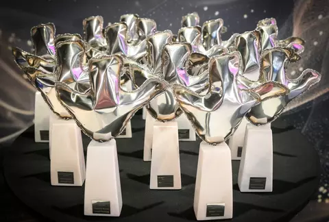 Extraordinary Women Gala a premiat femeile care reușesc să schimbe lumea în bine, în business, cultură și societate