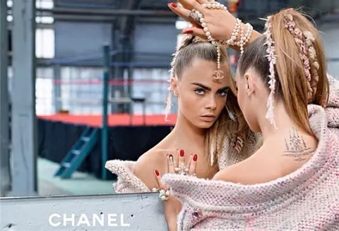 Cara Delevingne, noua imagine Chanel