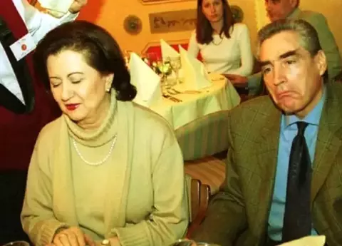 Cum arăta Mioara Roman în tinerețe. Petre Roman nu a fost îndrăgostit de ea la început