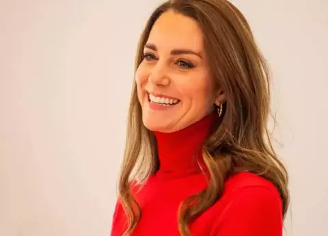 Kate Middleton a purtat un accesoriu în valoare de 40 de lei. Cum a arătat ținuta ei