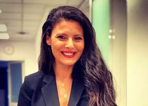 Ramona Păuleanu a publicat prima poză cu băiețelul ei. După 8 luni în spital, s-a întors acasă, la surioara lui geamănă