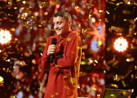 Cine este Emanuel Ion, tânărul care a primit Golden Buzz la Românii au Talent. Este nevăzător din naștere