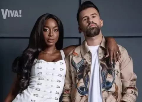 Ce mesaj i-a transmis Florin Ristei lui Naomi Hedman, de ziua ei. Iubita artistului a împlinit 29 de ani