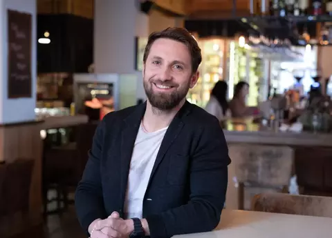 Ce a pățit Dani Oțil la restaurantul său, după ce Mihai Bobonete și Răzvan Simion s-au plâns de prețurile preparatelor: „Nu îmi place treaba asta”