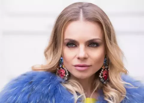 Jojo, soție de mafiot în serialul Clanul, de la PRO TV. Poartă bijuterii de zeci de mii de euro: „Vin însoțită doar de bodyguarzi”