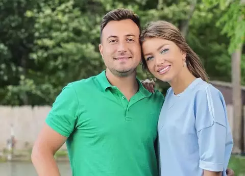 Codruța Filip și Valentin Samfira au făcut nunta. Artista a îmbrăcat rochia de mireasă la doi ani de la cununia civilă