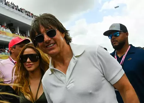 Shakira, toată un zâmbet alături de Tom Cruise, la un eveniment. Cum au fost surprinși: se speculează deja că ar forma un cuplu