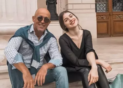 "Din nefericire, părinții din ziua de astăzi nu mai știu să spună nu. Dacă nu știi să-i pui limite copilului, ți se va rupe sufletul. El e pervers până la Dumnezeu". Mugur Mihăescu, sfaturi de parenting, în calitate de tată de fată