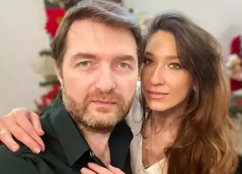 Cum se înțeleg Ioana Dichiseanu și Adrian Artene, după 7 ani de căsnicie: "Eu cred că sunt cea care cedează la micile conflicte"