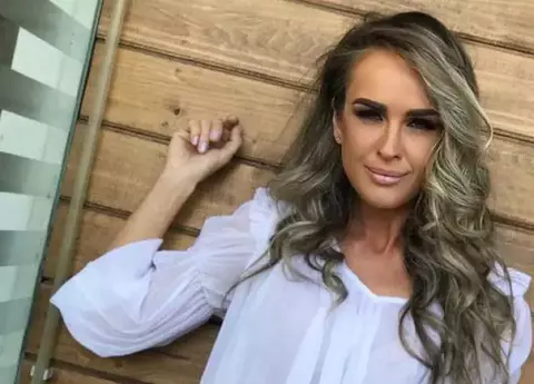 Cum își menține silueta Diana Munteanu, la 45 de ani: ”Nu am mâncat pâine... Sport și somn.” Ce spune și despre relația cu fiul ei adolescent, fotbalist / EXCLUSIV