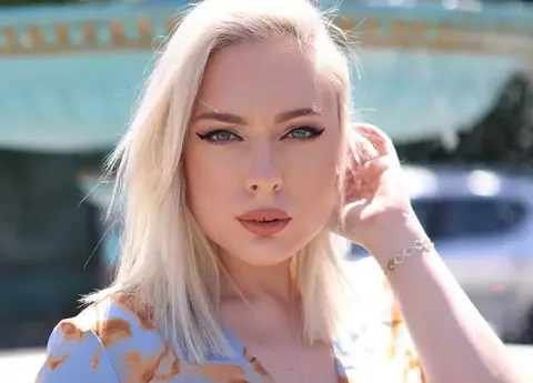 Cum își educă Giulia Nahmany fiicele în vârstă de 10 și 12 ani: "De fiecare dată când ieșim din casă, avem aceeași discuție legată de machiaj". Ce reguli le-a impus actrița